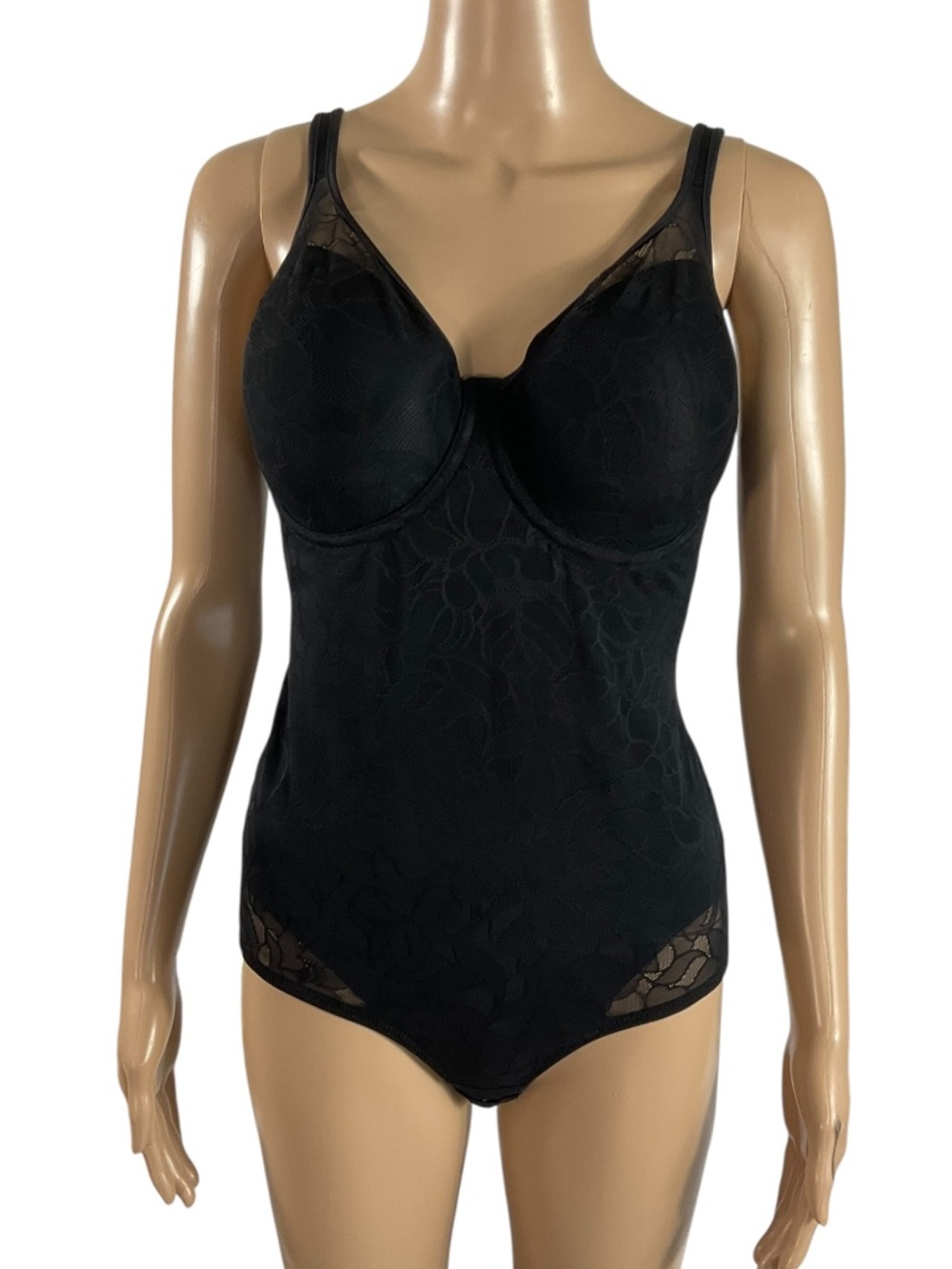 Bali 6552 Ultra Light Body Briefer 36D Black Floral Lace Shapewear NWOT
